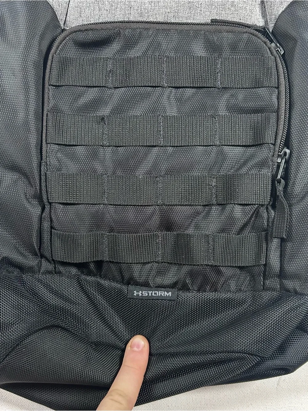 Under Armour  Guardian Backpack 31 L Black/Graphite Model